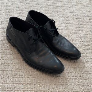 John Varvatos Leather Chukka boot